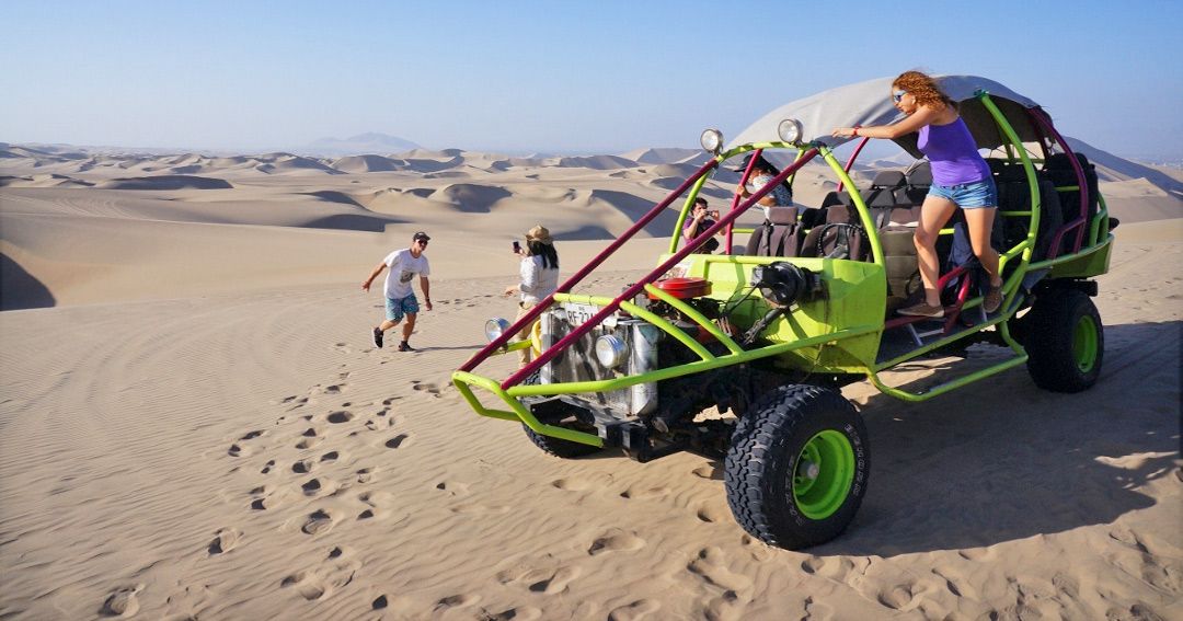 Aventura: Sandboarding y Buggies
